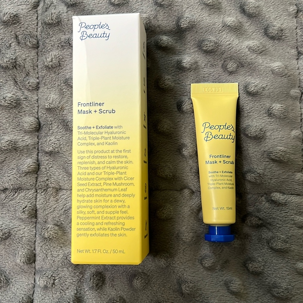 People’s Beauty Frontliner Mask + Scrub Set